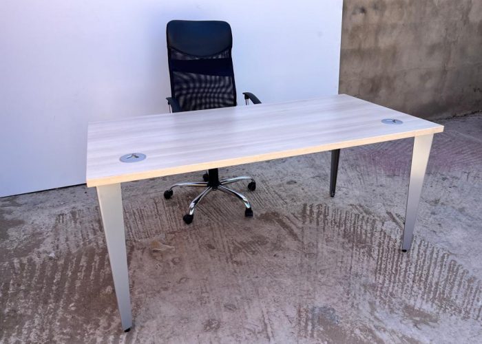Image annonce: Bureau droit Magencia chêne 160x80cm