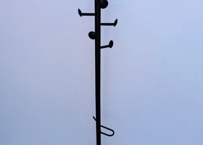 Image annonce: Porte manteau 8 patères métal noir pro