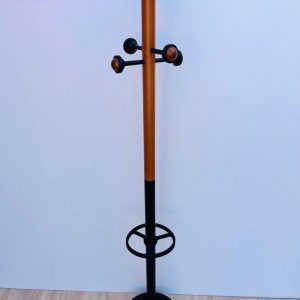 Annonce Porte manteau gris 8 patères marron porte parapluie