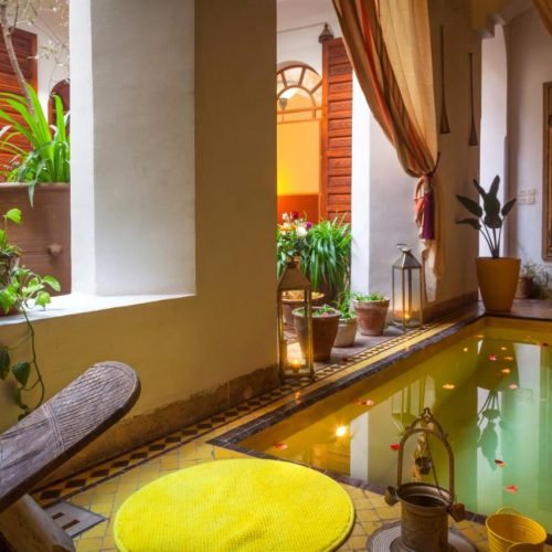 Annonce: Riad de 6 chambres avec piscine situé à bab doukkala