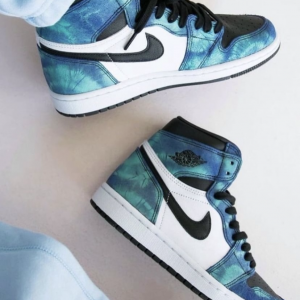 Annonce Air Jordan tie-die