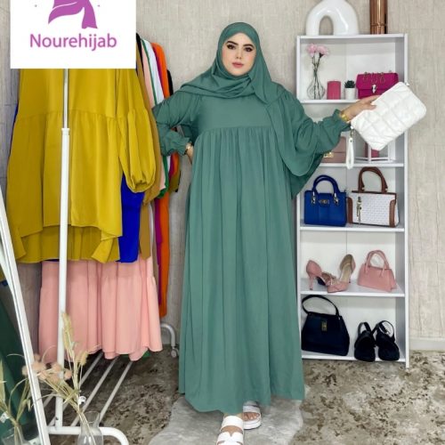 Annonce: Robe femme très chic