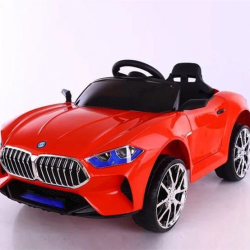 Annonce: La voiture BMW v8