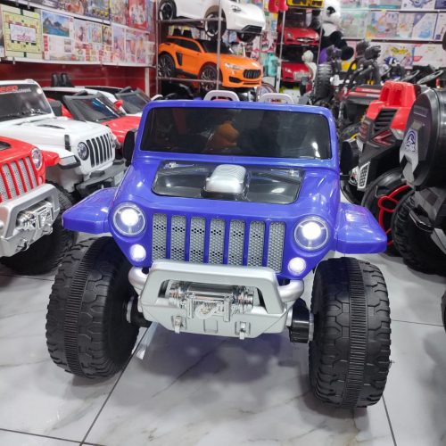 Annonce: La voiture jeep 4*4 2023