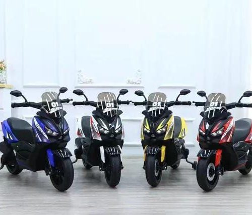Annonce: moto X-Max 2023
