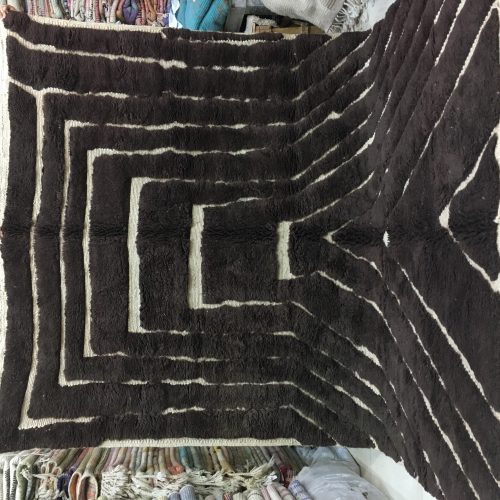 Annonce: apis Mrirt d'exception Berbère Marocain 2m89 x 2m06