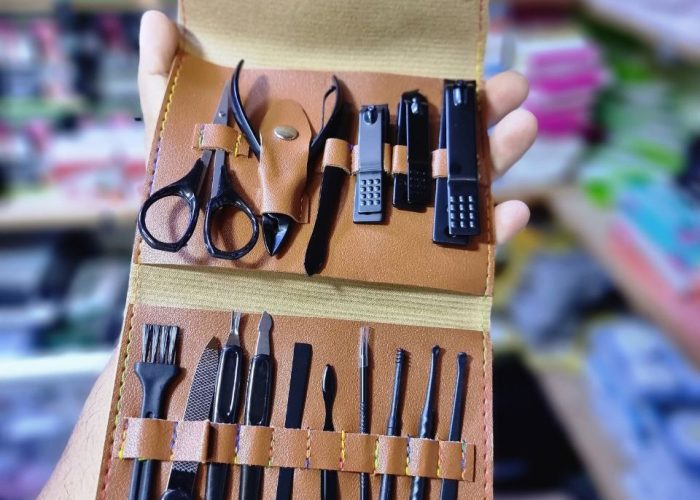 Image annonce: Manicure set 16P Stainless steel Professional Nail مجموعة العناية بالاظافر و الوجه 16ق