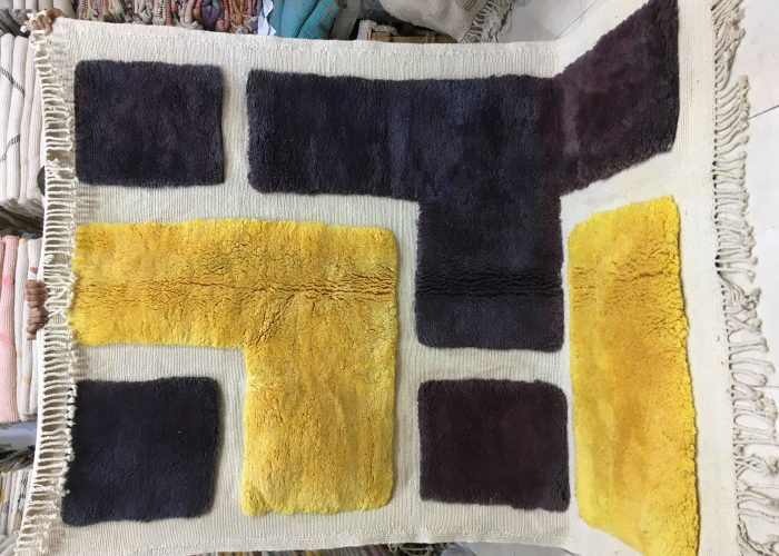 Image annonce: Tapis Mrirt d’exception Berbère Marocain 2m50 x 1m75