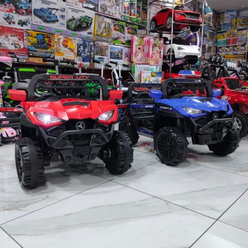 Annonce: Voiture électrique Mercedes mini 4*4* Super UTV