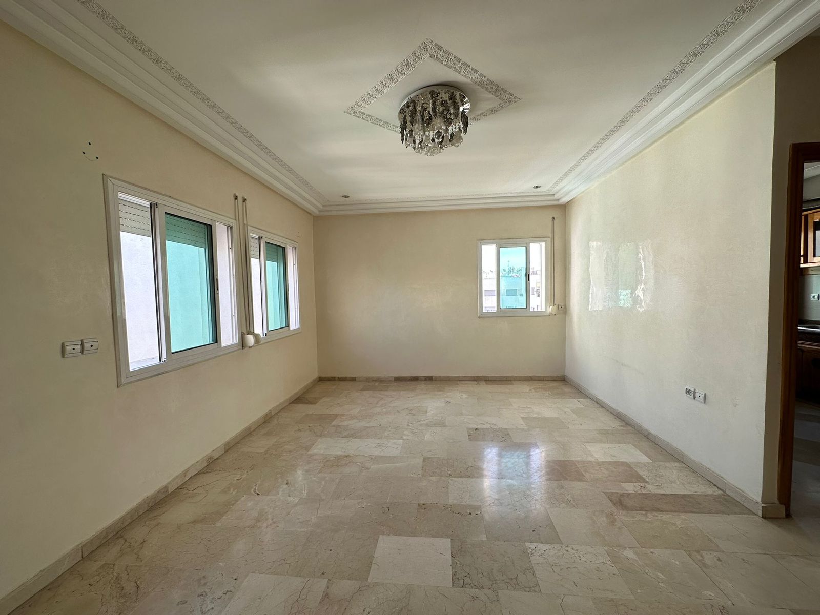 Appartement À Vendre au centre ville de fès Vente au Maroc Mouhim.Ma