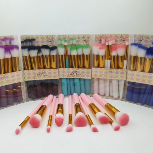 Annonce: Pack pinceaux et crayons disponible en promotion