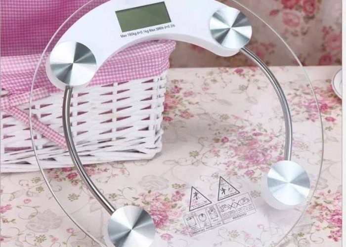 Image annonce: Pèse Personnes 180 kg Balance Digital en verre trempé