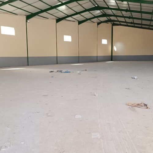 Annonce: Hangar Avec Deux Bureau A Louer A Dakarat