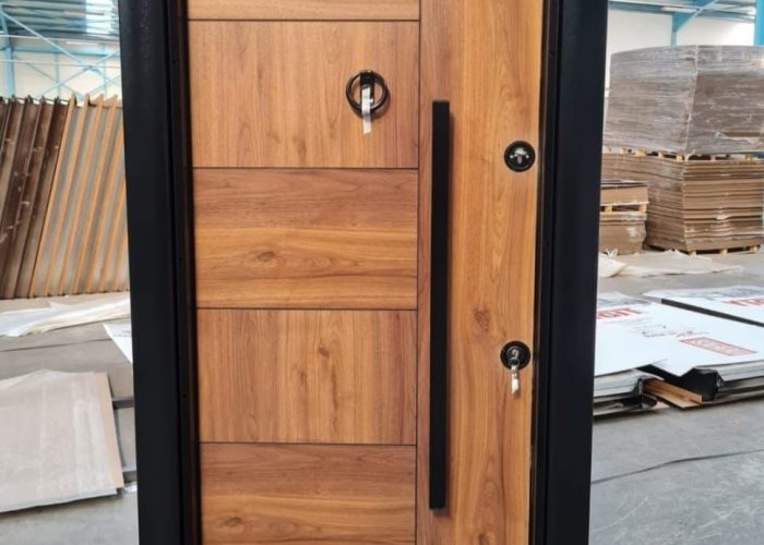 Image annonce: Portes blindées importées de la Turquie meilleure qualité.