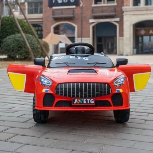 Annonce: Voiture électrique Mercedes sport modèle 2