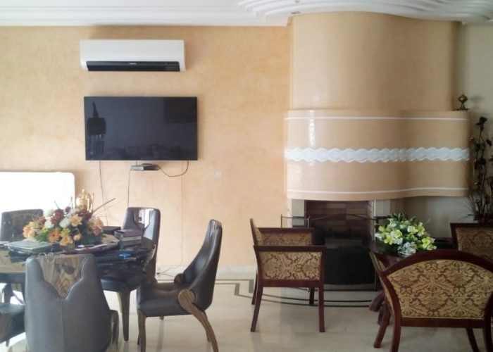 Image annonce: Appartement Au 5 Éme Étage Meublé À Louer Avec Un Ascenseur