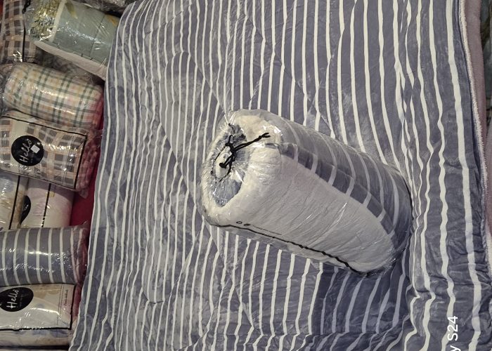 Image annonce: COUETTES NEUVES EN SHERPA ET FLANELLE