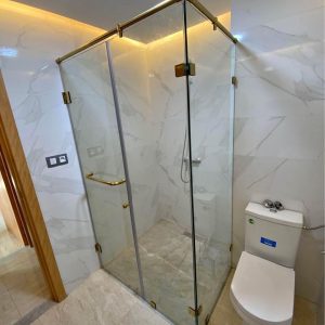 Annonce cabine de douche sur-mesure en verre trempé 10mm SÉCURISÉ Made in ITALIE