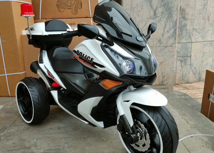 Image annonce: Motor T-Max police
