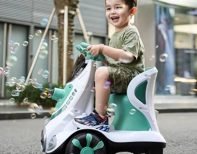 Image annonce: Robot Mercedes électrique