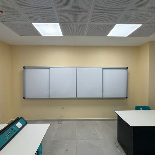 Annonce: fourniture des tableaux interactifs