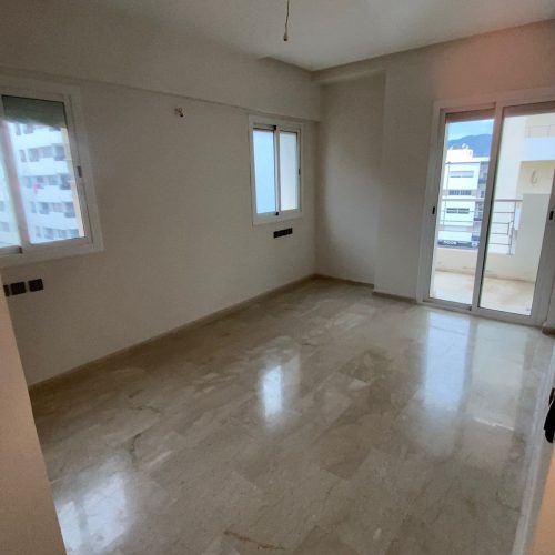 Annonce: appartement à Champs de Courses