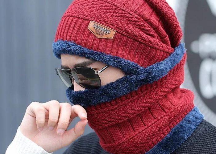 Image annonce: 2 in 1 warm fleece hat and scarf for women, men and kids  اثنان في واحد قبعة و كشكول من الصوف