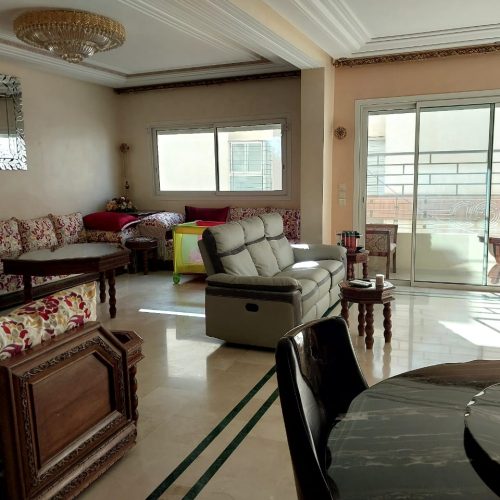 Annonce: Belle appartement très bien situé à côté de café aswan à vendre