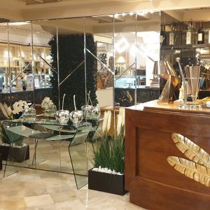 Annonce Habillage mural en miroir verre saint gobain 6 mm sur-mesure et sur-commande