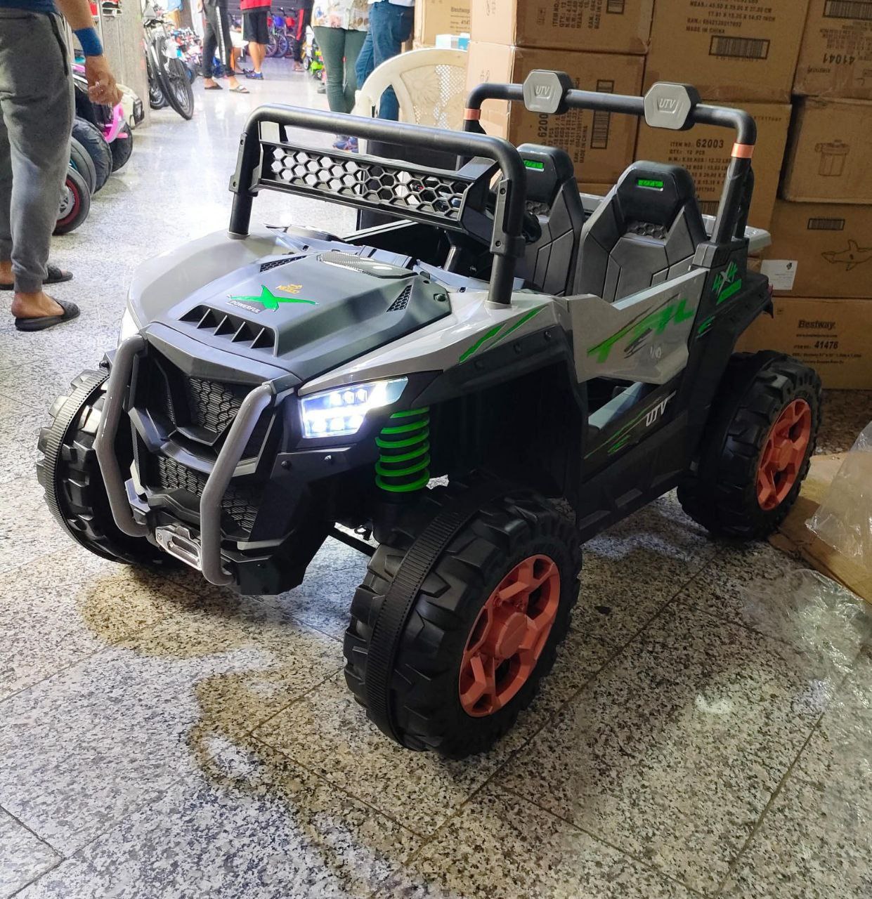 Voiture électrique pour enfants à 2 places 12 V avec Télécommande