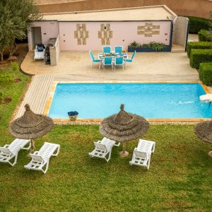 Annonce Magnifique Villa avec Piscine et Jardin Verdoyant