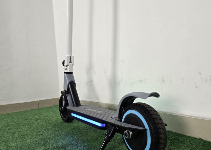 Image annonce: Trottinette Simate 24V Genouillère Roulette Cadeau