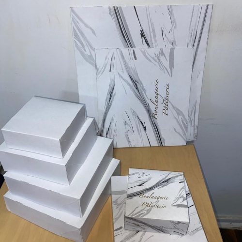 Annonce: boites pâtisseries