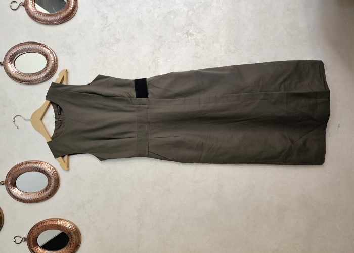 Image annonce: WAREHOUSE greige dress