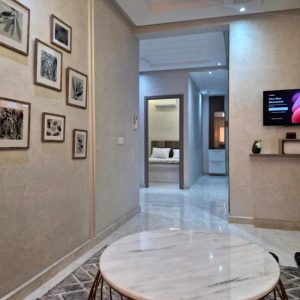 Annonce Magnifique studio meublé pour location longue durée à Madame Plaza