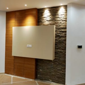 Annonce Pierre naturelle sur-mesure  – Transformez votre maison dès maintenant !
