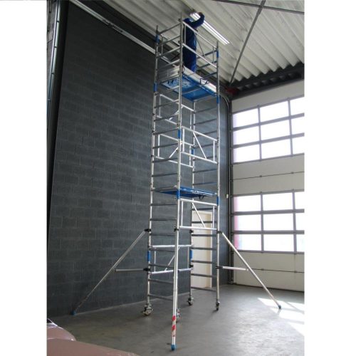 Annonce: échafaudage robuste et sécurisé pour travaux de hauteur