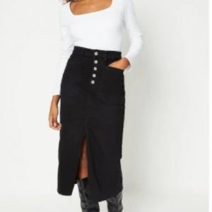 Annonce Jupe en jeans noir