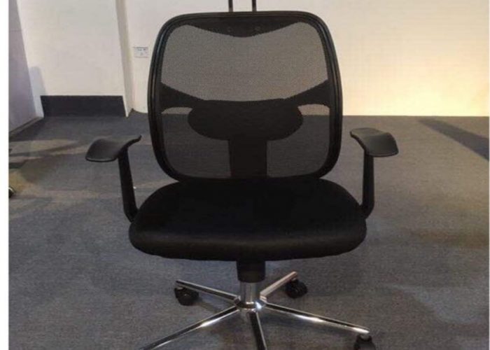 Image annonce: كرسي مكتب مريح بجودة عالية مع مسند للرأس – État ممتاز
